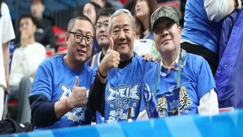 《罗马诺独家曝料：尤文图斯与费内巴切恩内斯里转会大战，冲刺终章即将揭晓！》